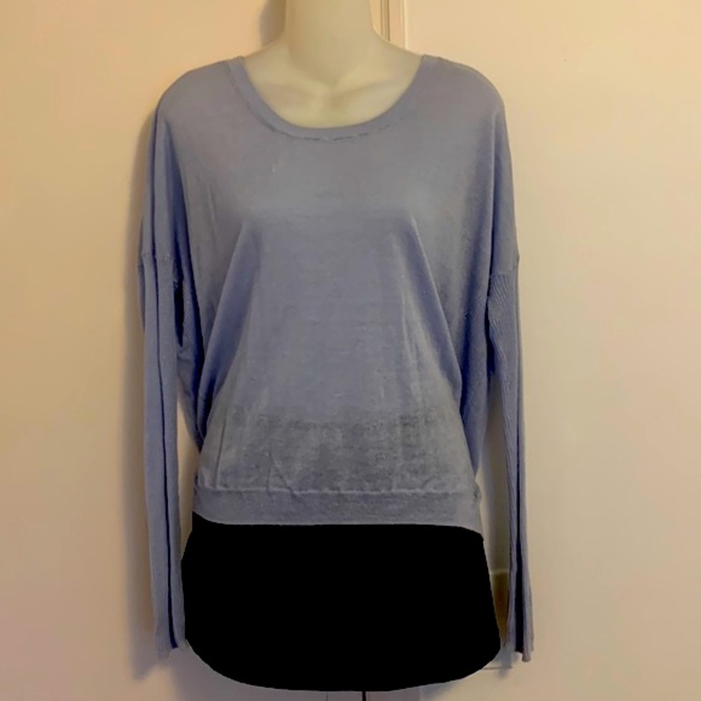 Victoria’s Secret Lightweight Linen Blend Sweater